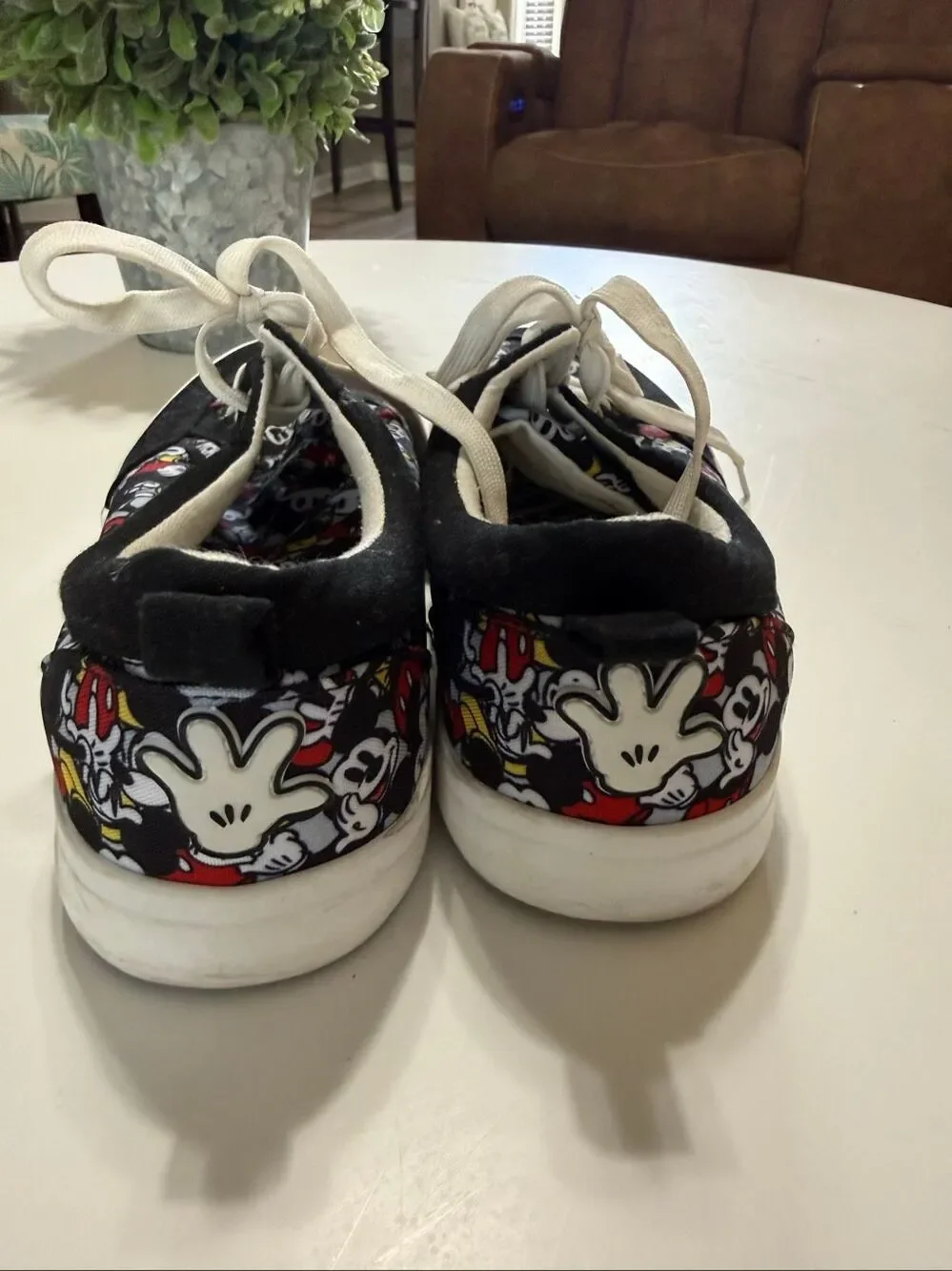 Disney Ground Up Mickey Mouse Print Mens Low Top Canvas Sneakers Black Size 11.5